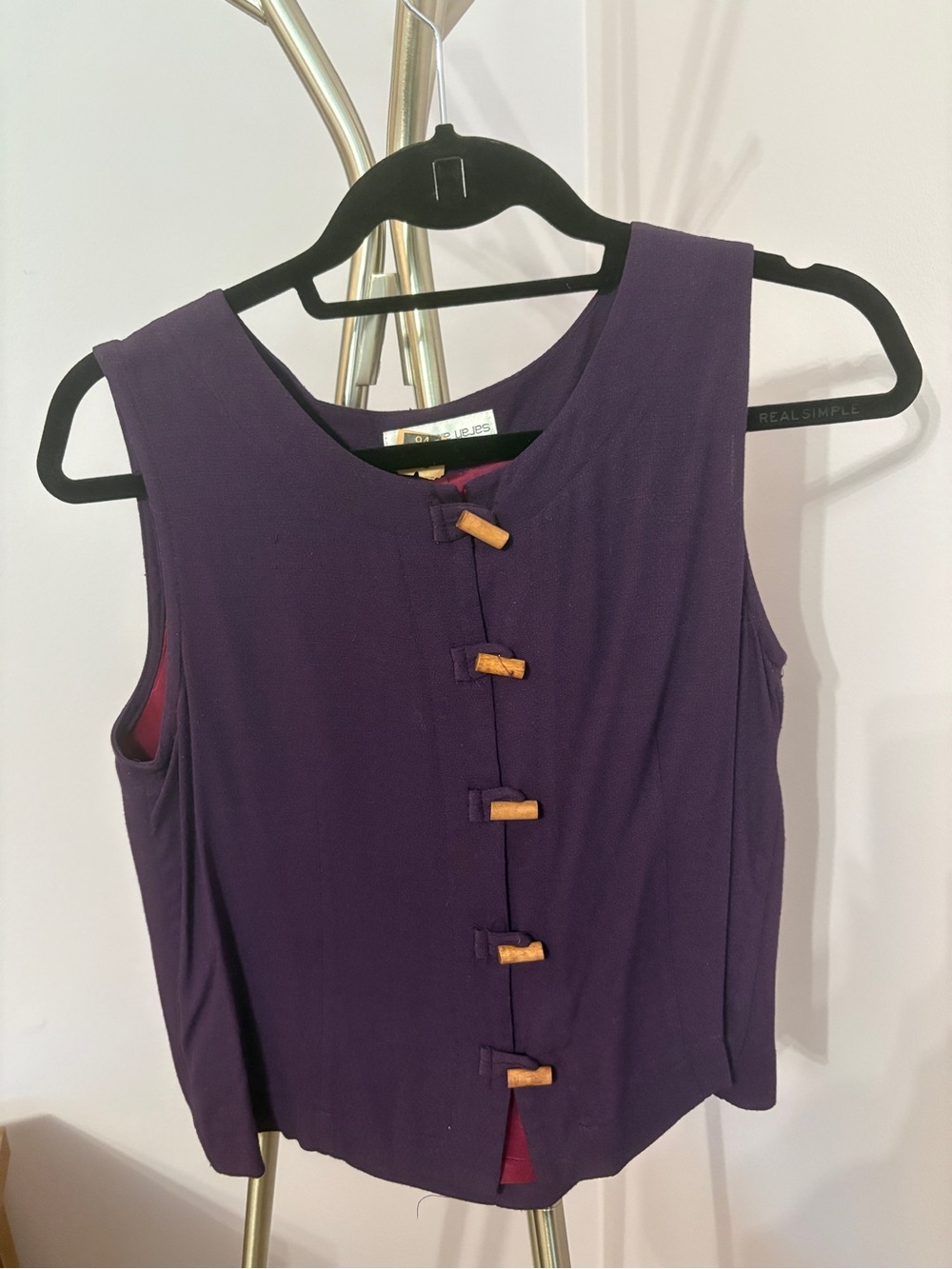 Purple Sleeveless Toggle-Front Tank Top